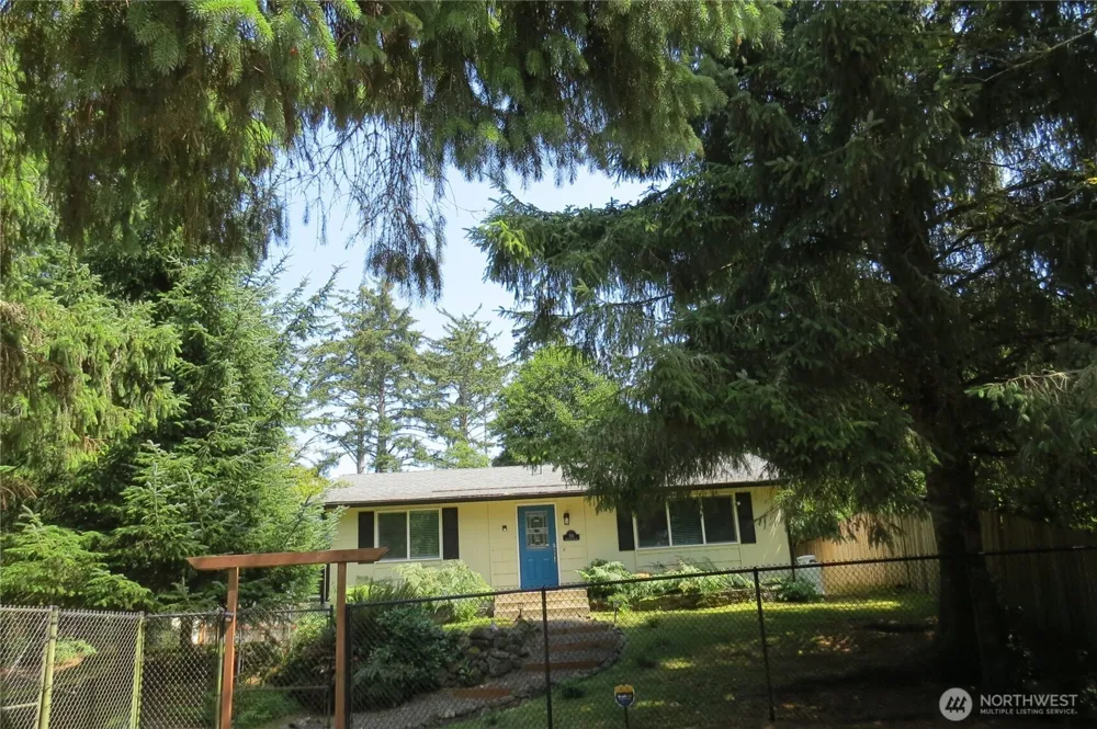 770 Duck Lake Drive SE Ocean Shores, WA 98569