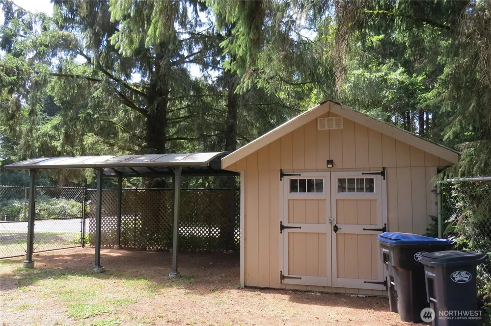 770 Duck Lake Drive SE Ocean Shores, WA 98569
