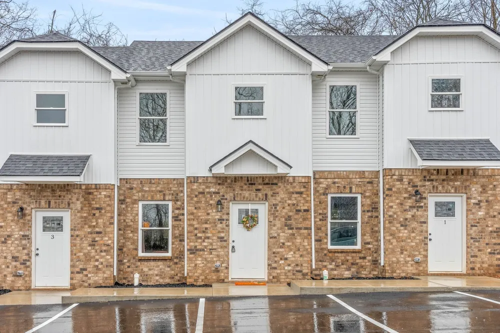 914 Power St #3 Clarksville, TN 37042