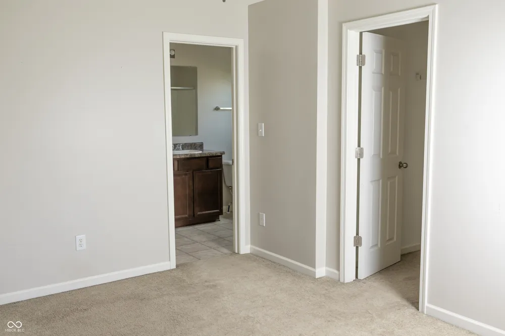 2122 Cedarmill Drive Franklin, IN 46131