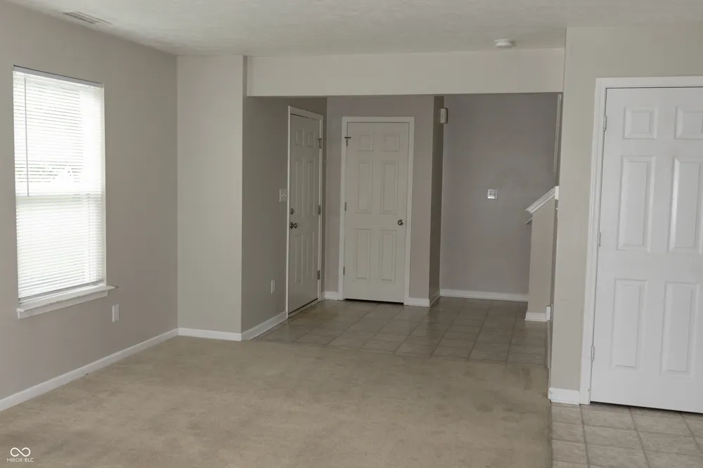 2122 Cedarmill Drive Franklin, IN 46131