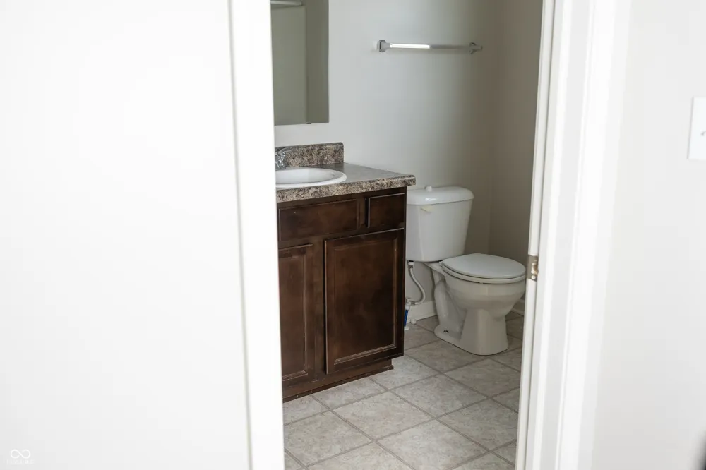 2122 Cedarmill Drive Franklin, IN 46131