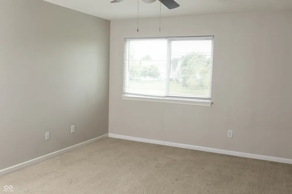 2122 Cedarmill Drive Franklin, IN 46131