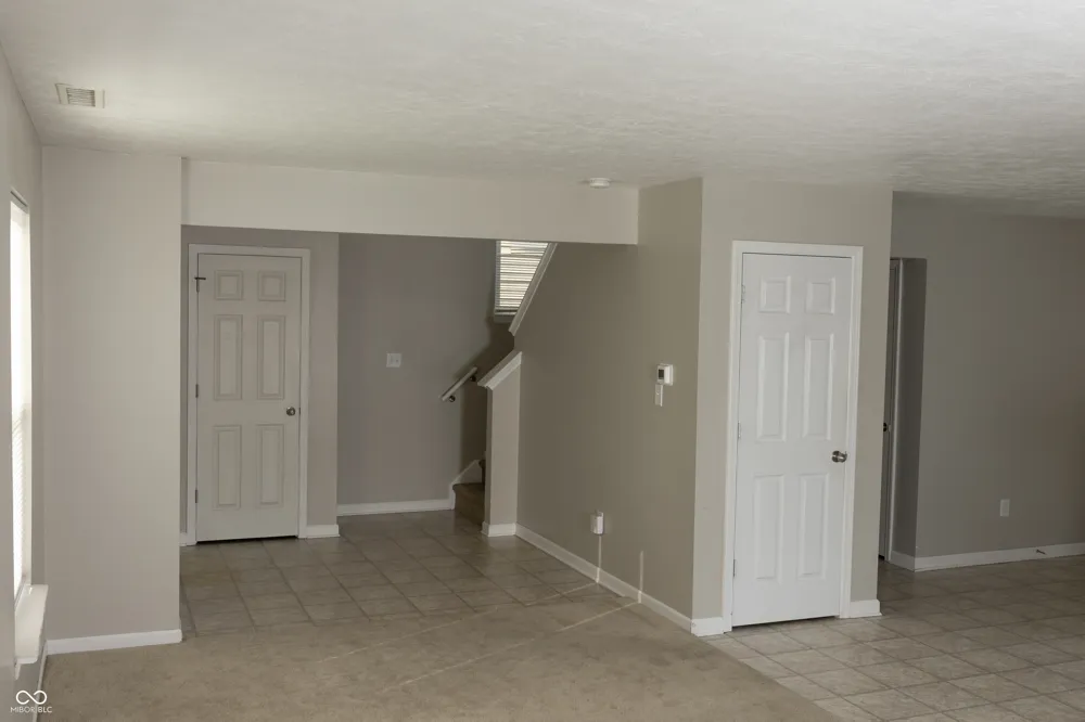 2122 Cedarmill Drive Franklin, IN 46131