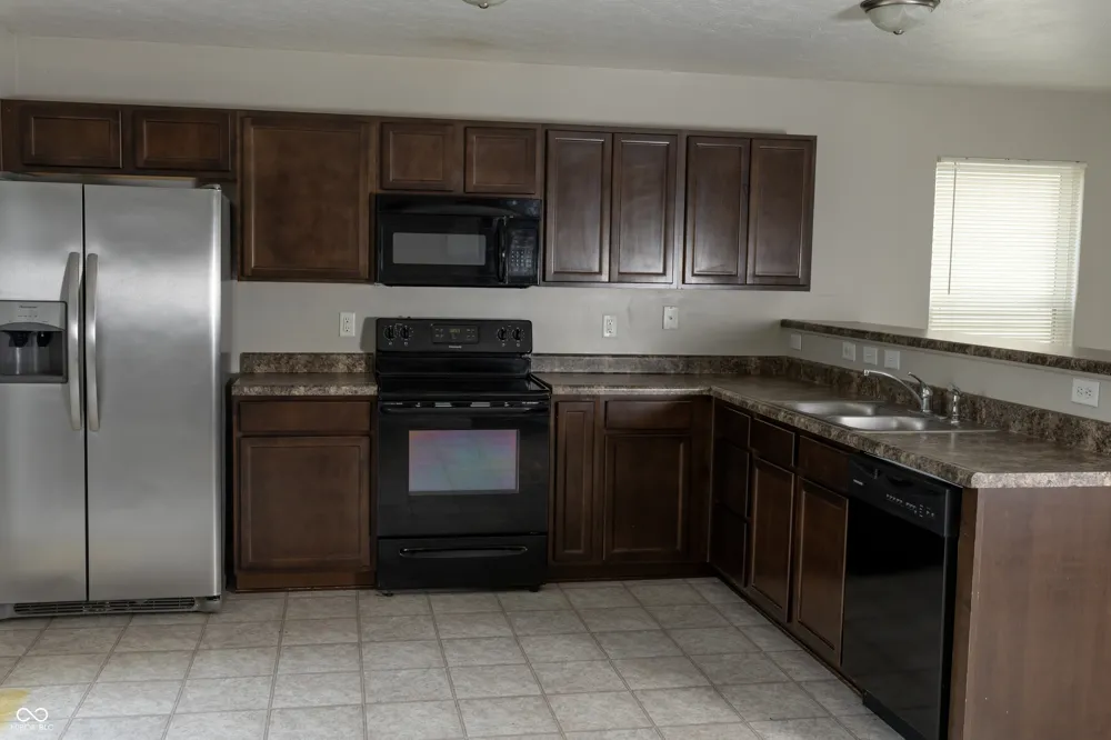 2122 Cedarmill Drive Franklin, IN 46131