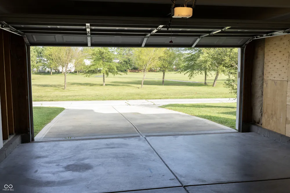 2122 Cedarmill Drive Franklin, IN 46131