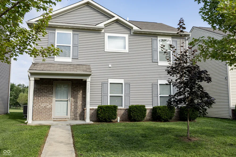 2122 Cedarmill Drive Franklin, IN 46131