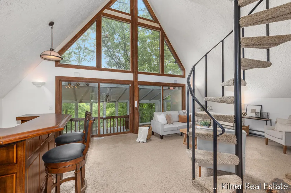 24865 44th Avenue Mattawan, MI 49071
