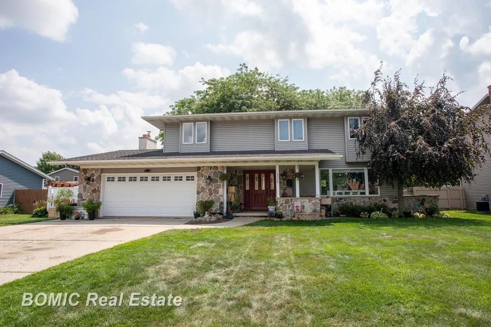 3028 Melrose Drive Bay City City, MI 48706