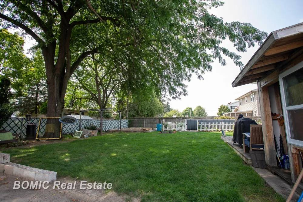 3028 Melrose Drive Bay City City, MI 48706