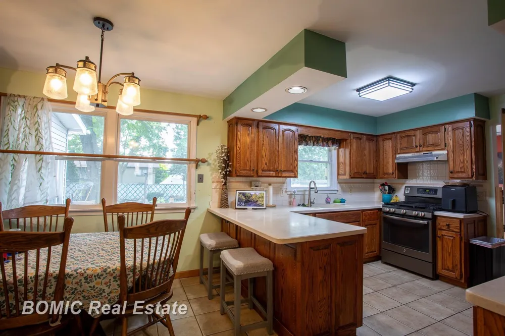 3028 Melrose Drive Bay City City, MI 48706