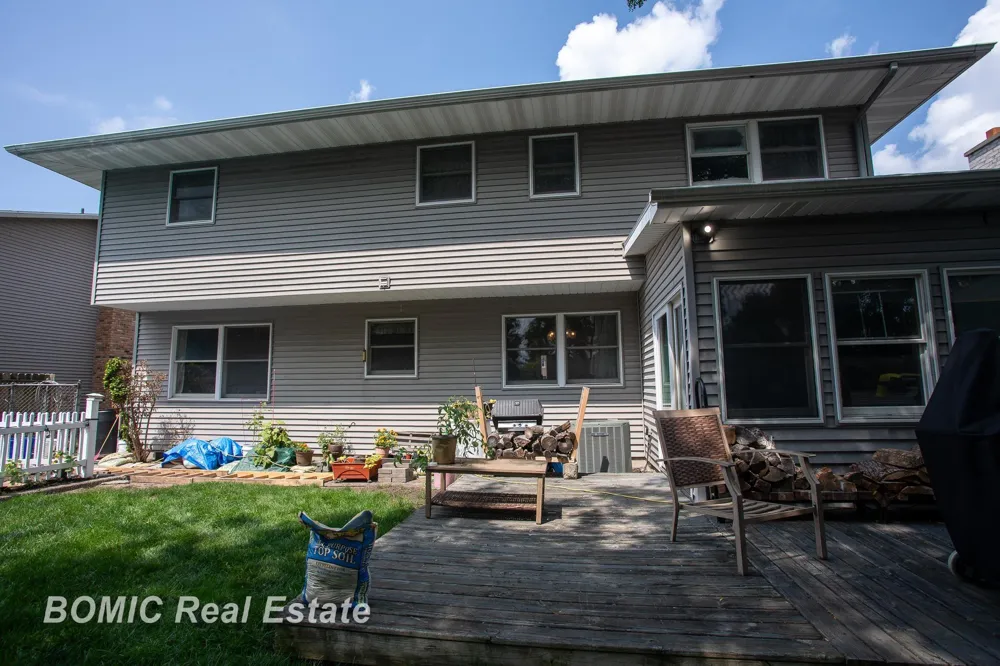 3028 Melrose Drive Bay City City, MI 48706