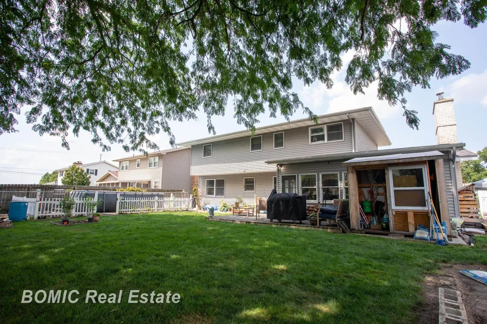 3028 Melrose Drive Bay City City, MI 48706