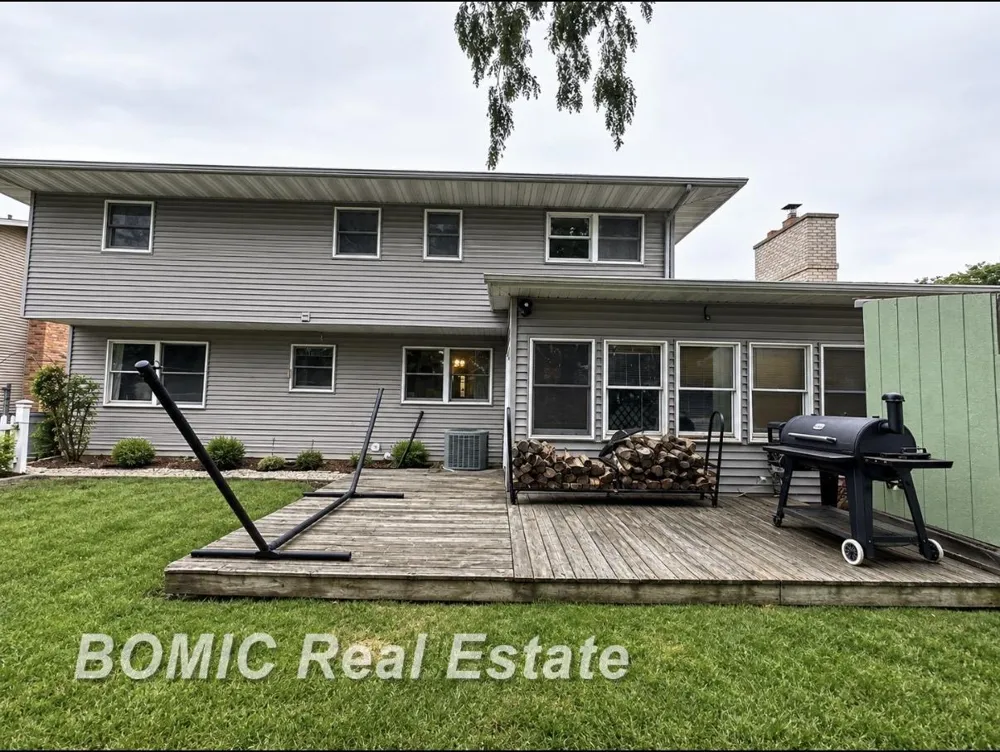 3028 Melrose Drive Bay City City, MI 48706
