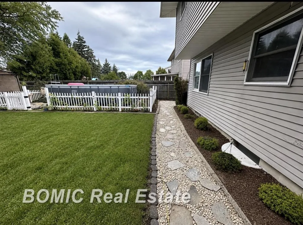 3028 Melrose Drive Bay City City, MI 48706