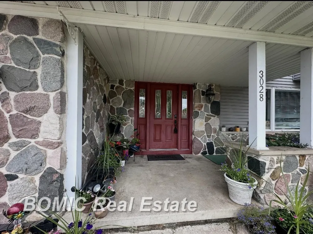 3028 Melrose Drive Bay City City, MI 48706