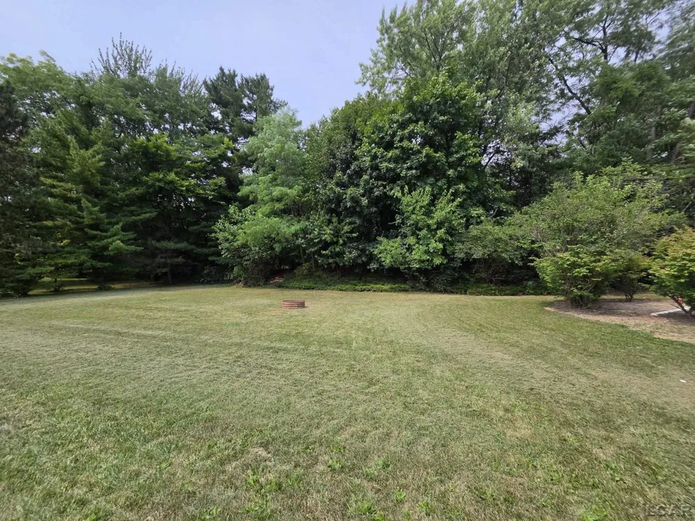 425 MAPLEWOOD COURT Adrian City, MI 49221