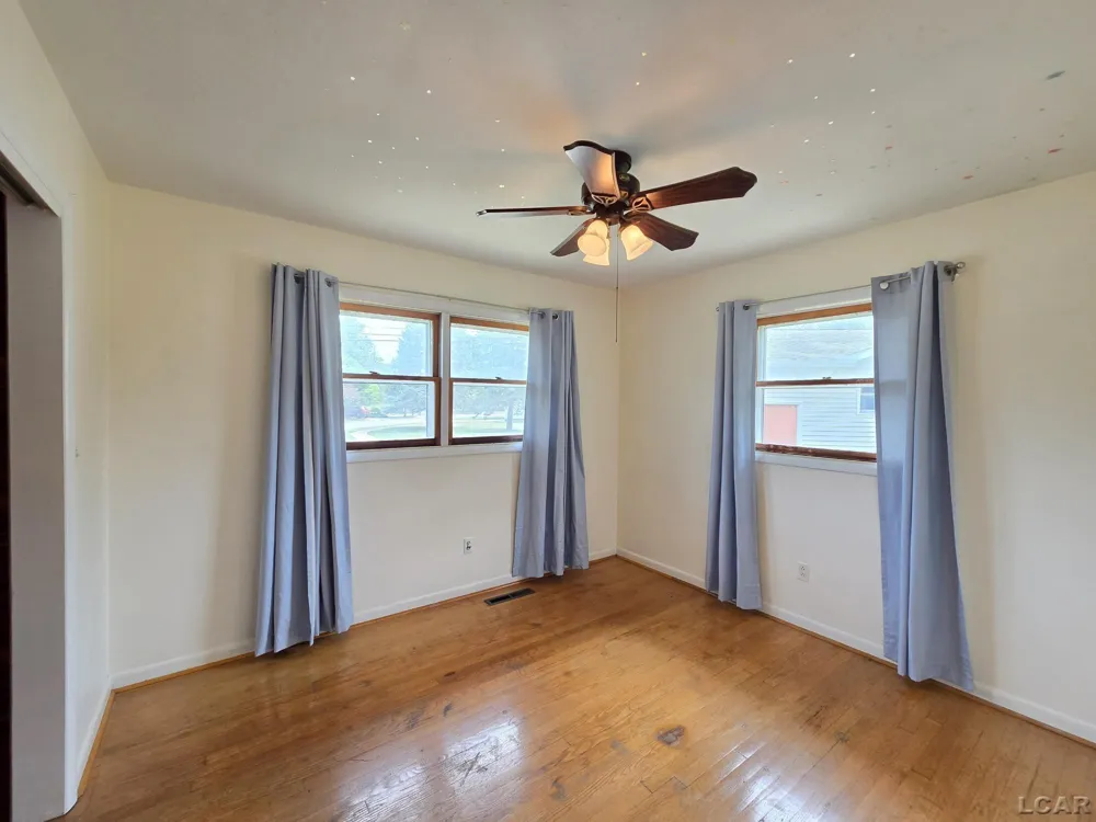 425 MAPLEWOOD COURT Adrian City, MI 49221