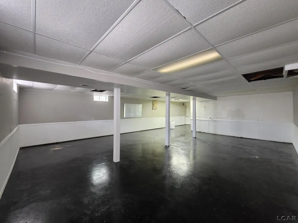 425 MAPLEWOOD COURT Adrian City, MI 49221