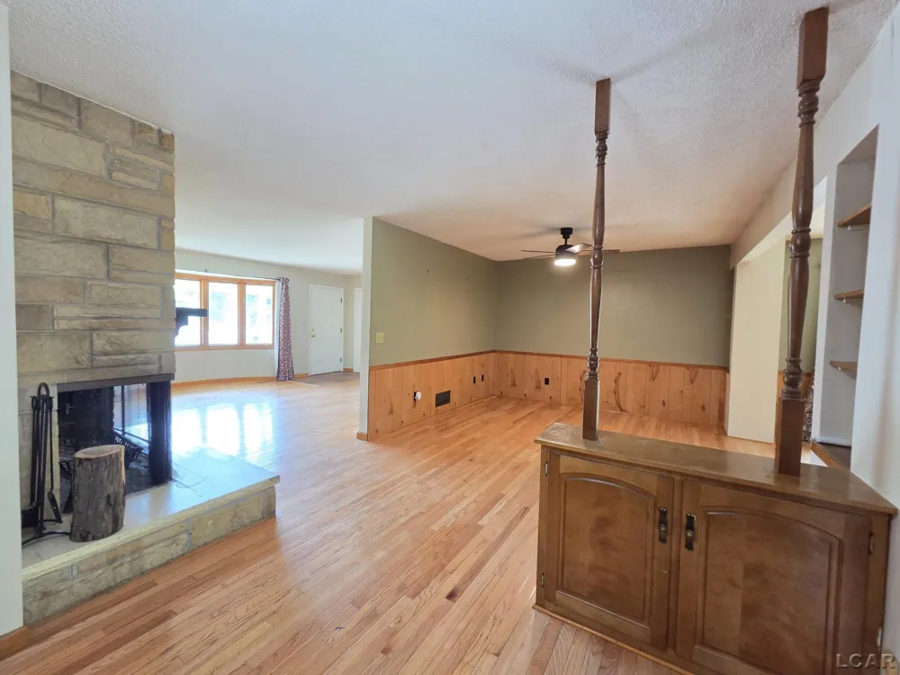 425 MAPLEWOOD COURT Adrian City, MI 49221