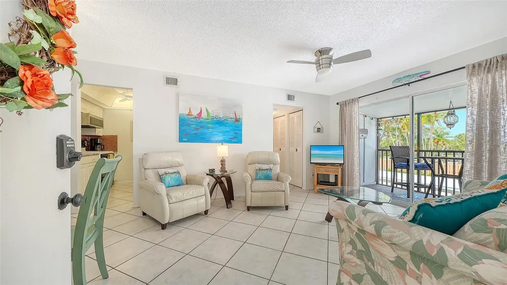 5641 MIDNIGHT PASS ROAD #902 Sarasota, FL 34242