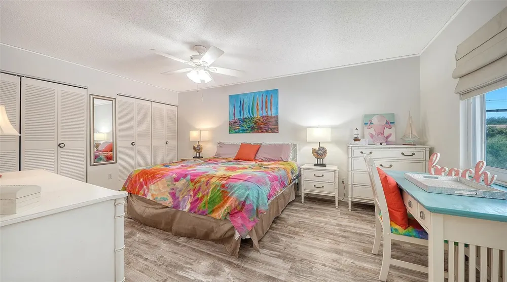 5641 MIDNIGHT PASS ROAD #902 Sarasota, FL 34242