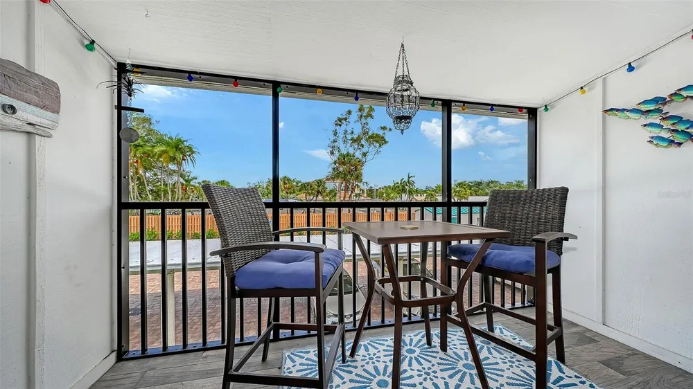 5641 MIDNIGHT PASS ROAD #902 Sarasota, FL 34242