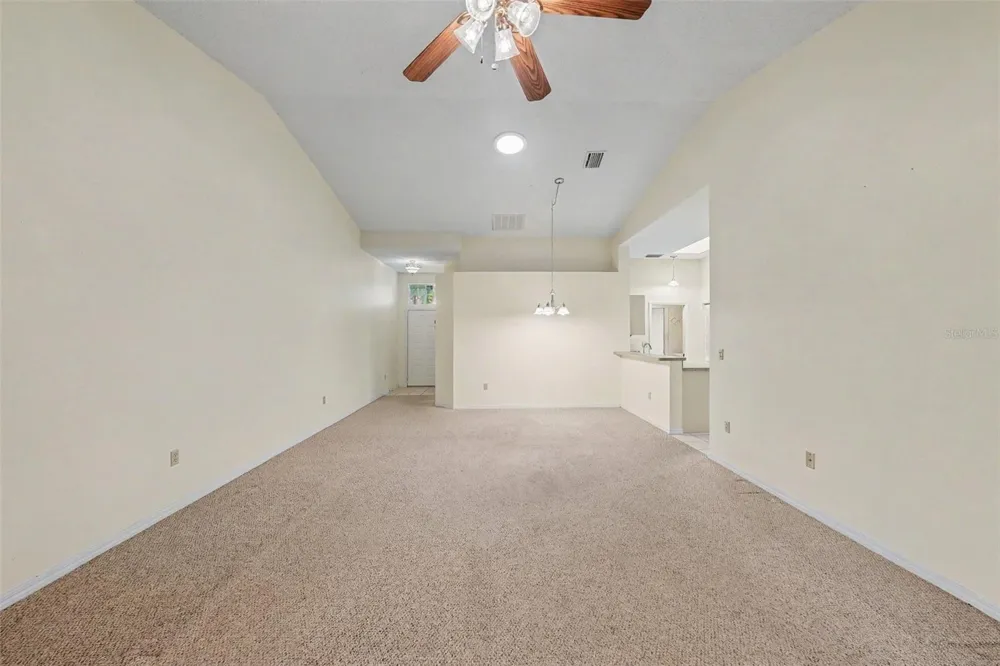 2437 NANTUCKET HARBOR LOOP #2437 Sun City Center, FL 33573