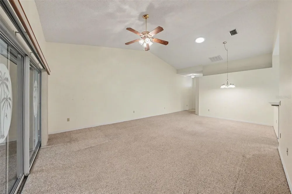 2437 NANTUCKET HARBOR LOOP #2437 Sun City Center, FL 33573