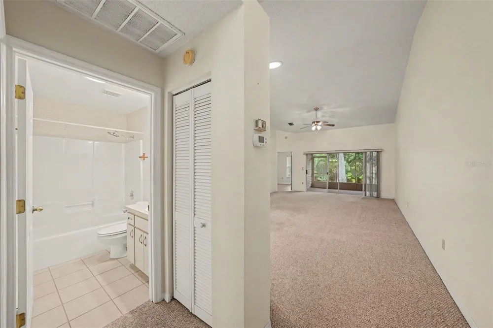 2437 NANTUCKET HARBOR LOOP #2437 Sun City Center, FL 33573