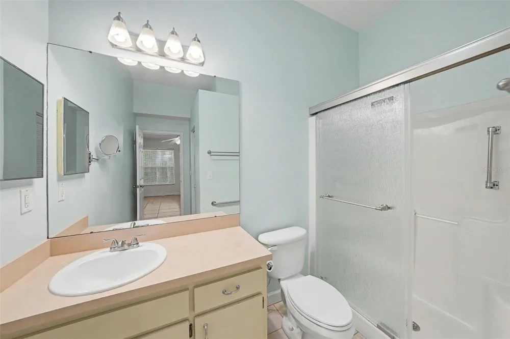 2437 NANTUCKET HARBOR LOOP #2437 Sun City Center, FL 33573