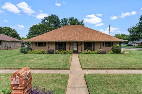 2300 Brookhaven Drive