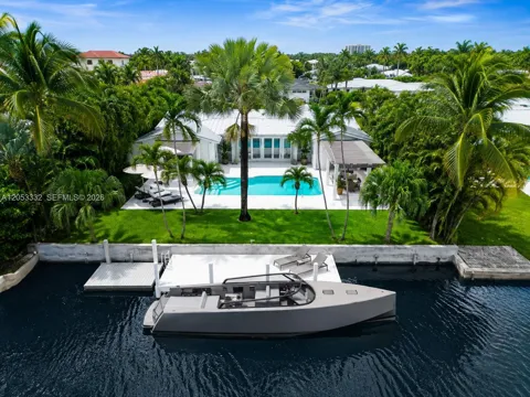 2273 Bayview Ln