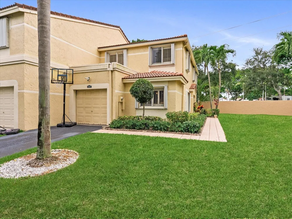 3497 DEER CREEK PALLADIAN CIRCLE #3497 Deerfield Beach, FL 33442