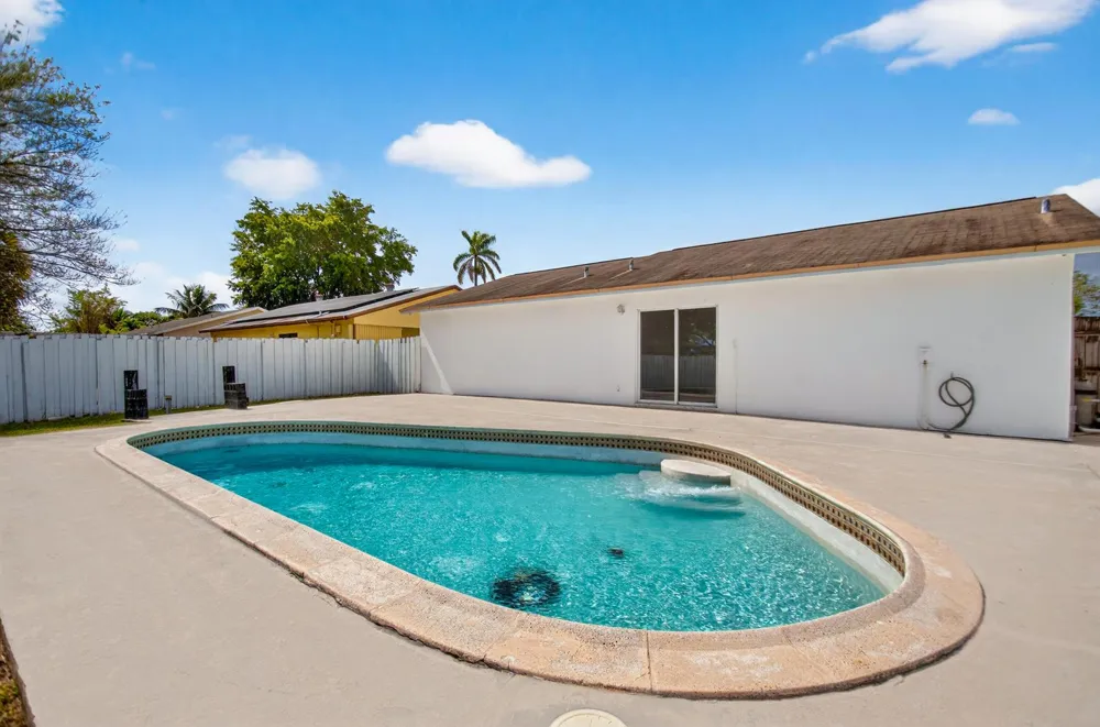 405 SW 78TH TERRACE North Lauderdale, FL 33068