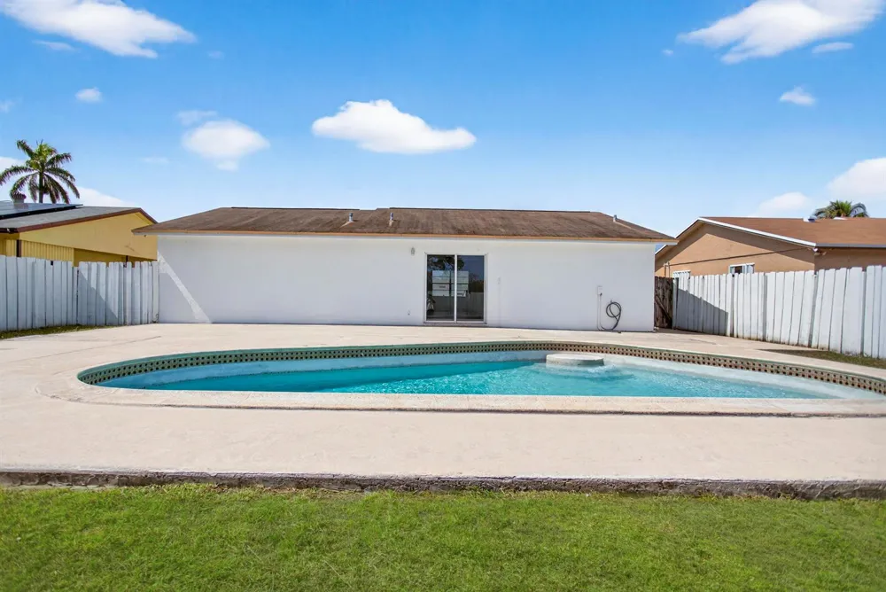 405 SW 78TH TERRACE North Lauderdale, FL 33068