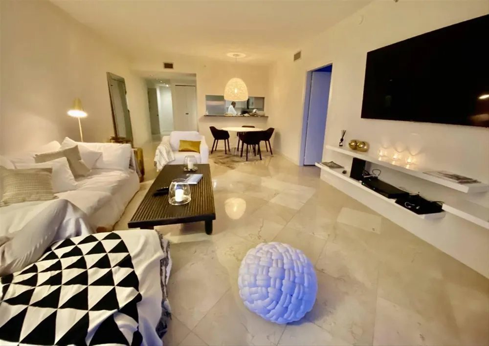 540 WEST AVENUE #2011 Miami Beach, FL 33139