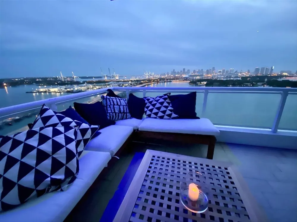 540 WEST AVENUE #2011 Miami Beach, FL 33139