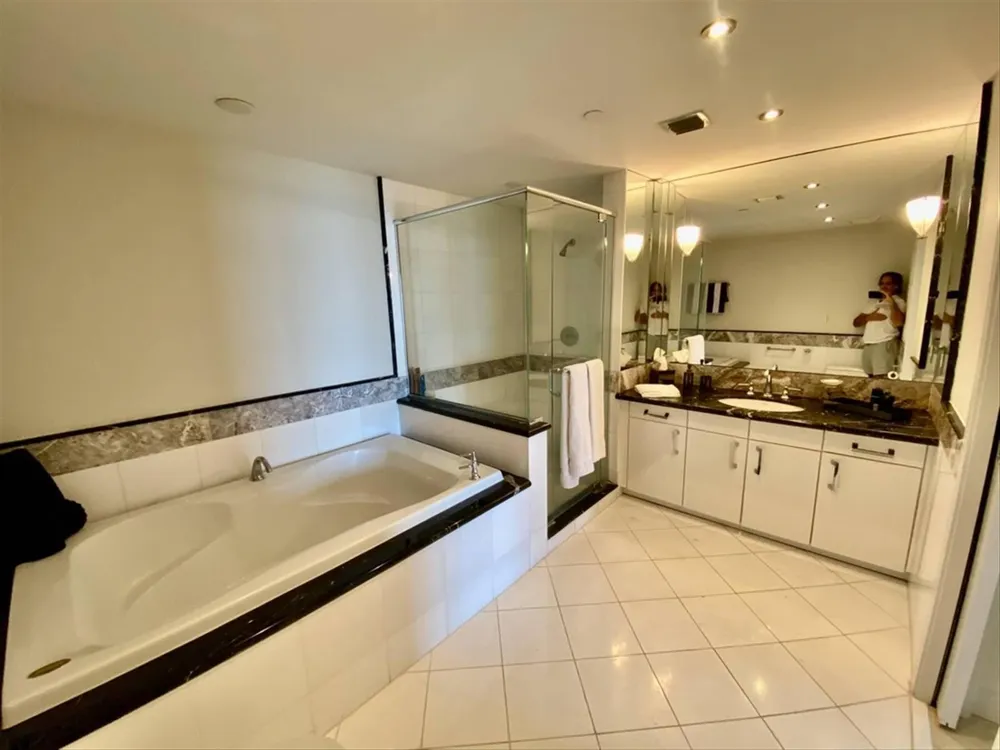 540 WEST AVENUE #2011 Miami Beach, FL 33139