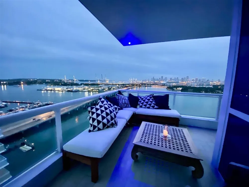 540 WEST AVENUE #2011 Miami Beach, FL 33139