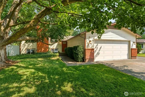 1907 Sunset Drive