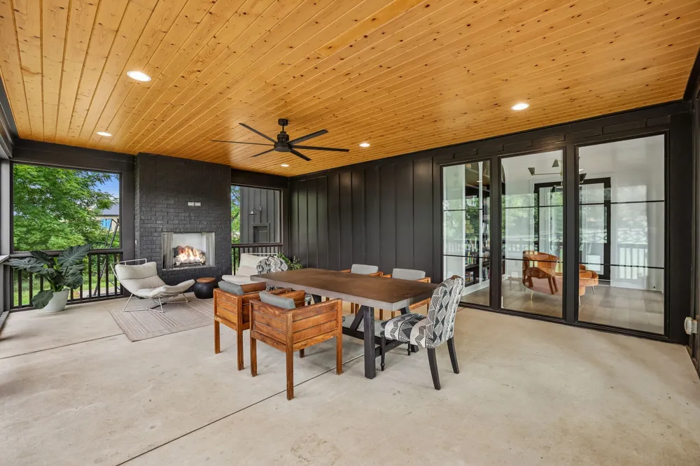 5136 Bond Mill Rd Thompsons Station, TN 37179