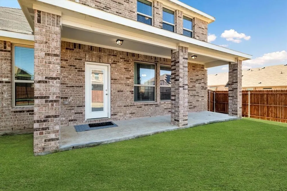 405 Rosie Court Argyle, TX 76226