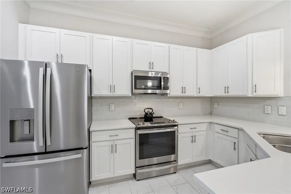 Indies Drive E #201 Naples, FL 34114