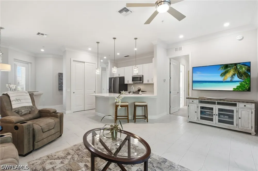 Indies Drive E #201 Naples, FL 34114