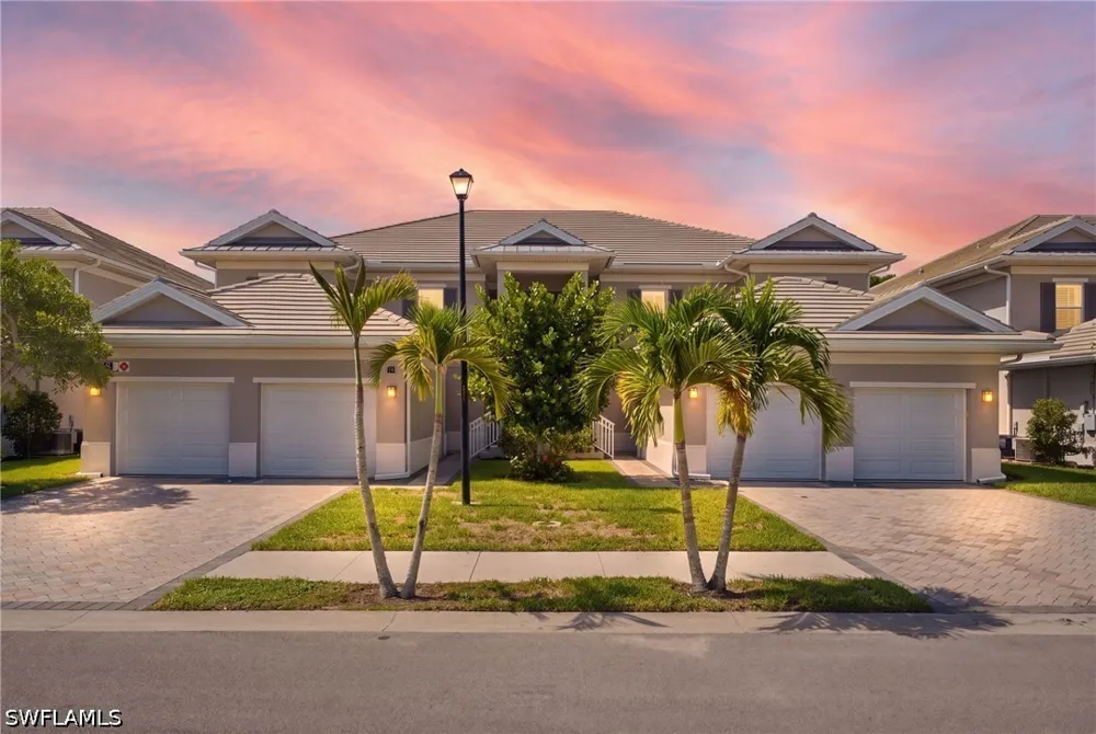 Indies Drive E #201 Naples, FL 34114