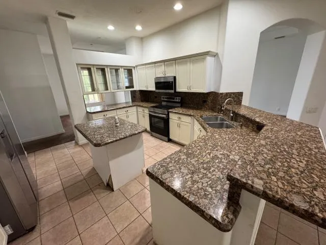 18554 SE OLD TRAIL DRIVE E Jupiter, FL 33478