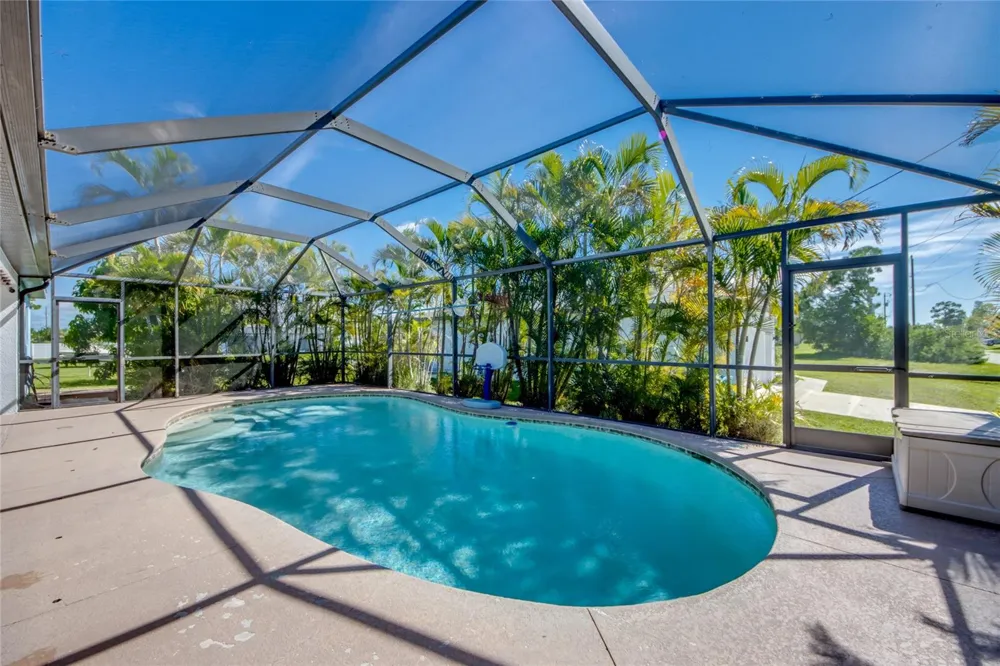 2613 SW 7TH PLACE Cape Coral, FL 33914