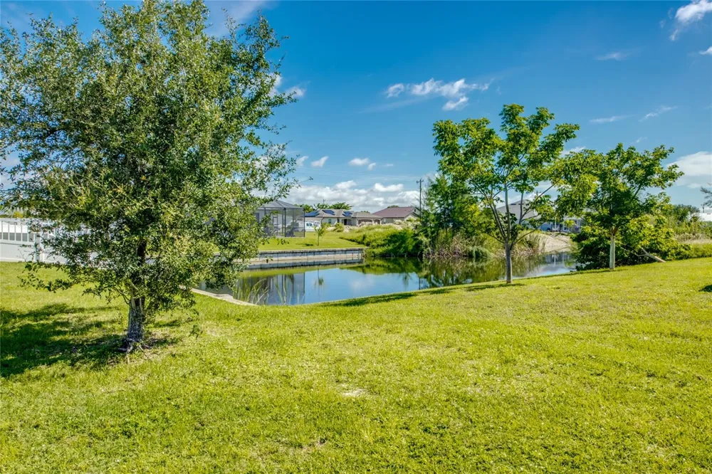 2613 SW 7TH PLACE Cape Coral, FL 33914