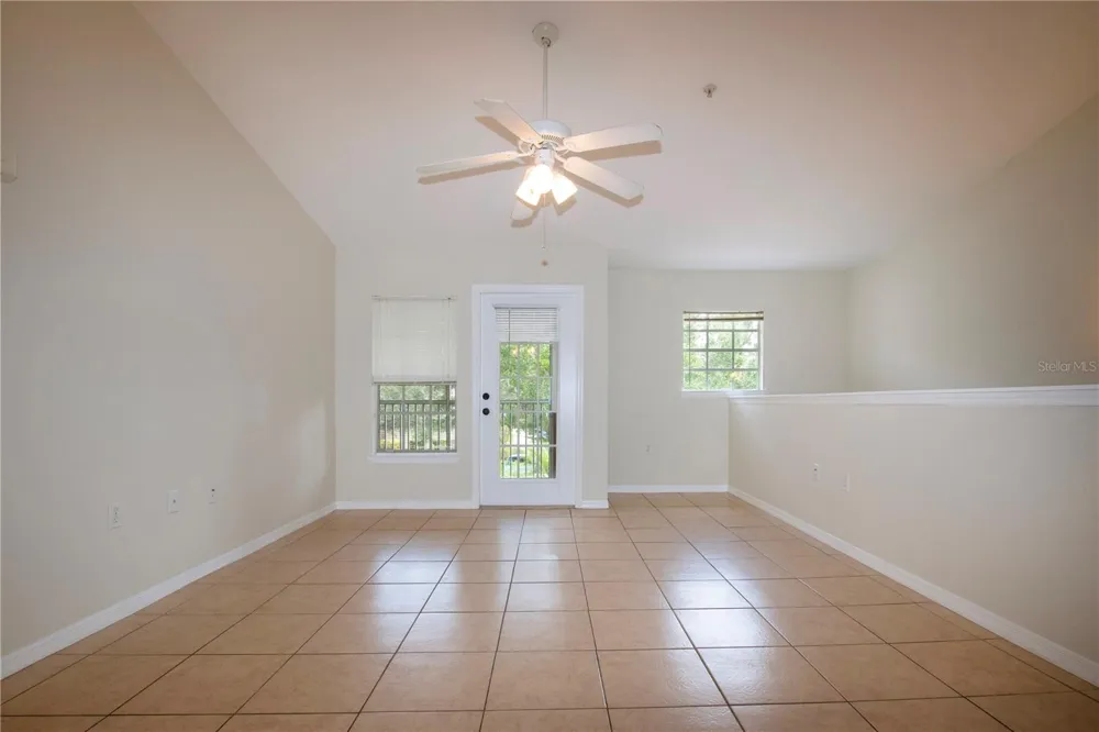 7405 VISTA WAY #203 Bradenton, FL 34202